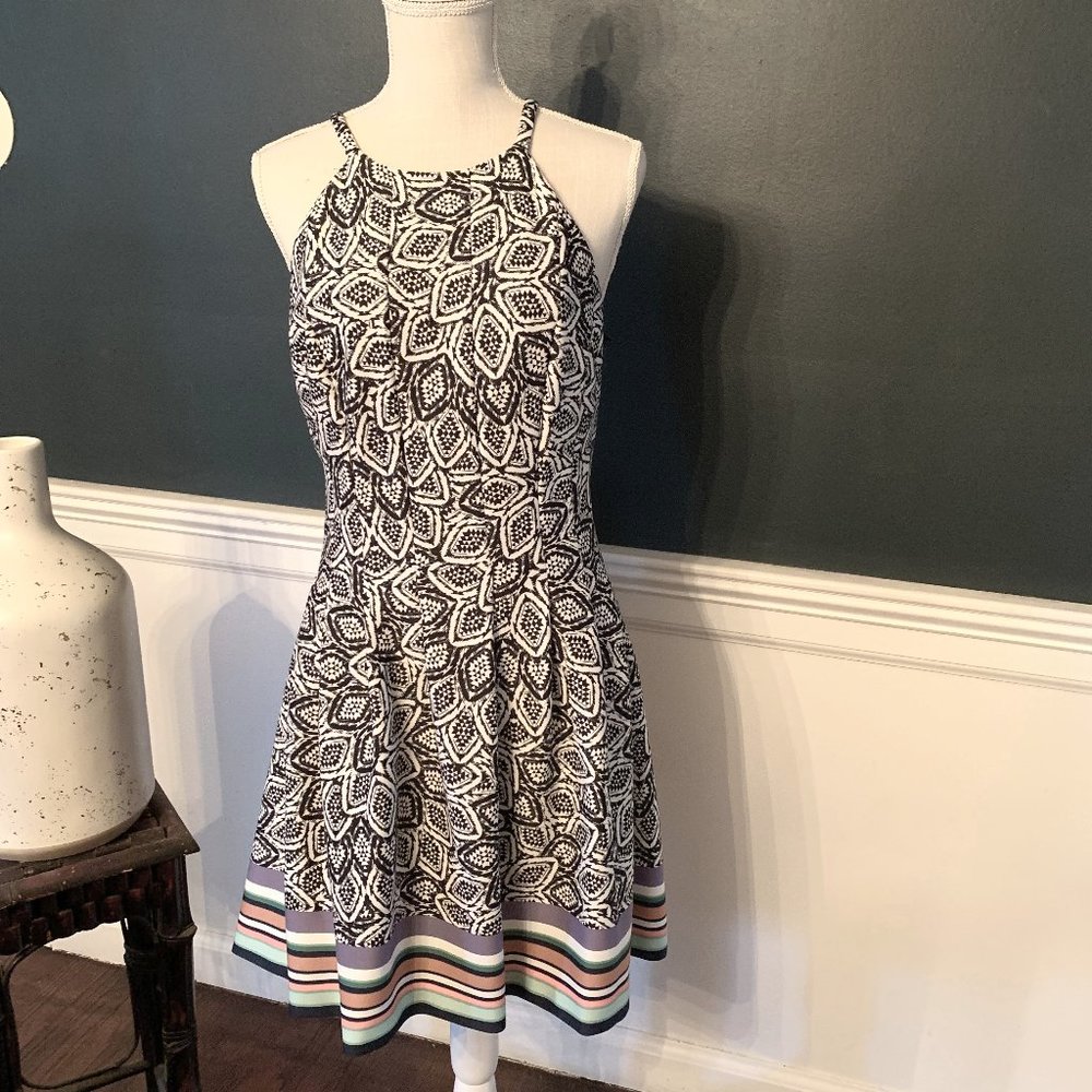 VINCE CAMUTO Dress Sz 10 Floral Print